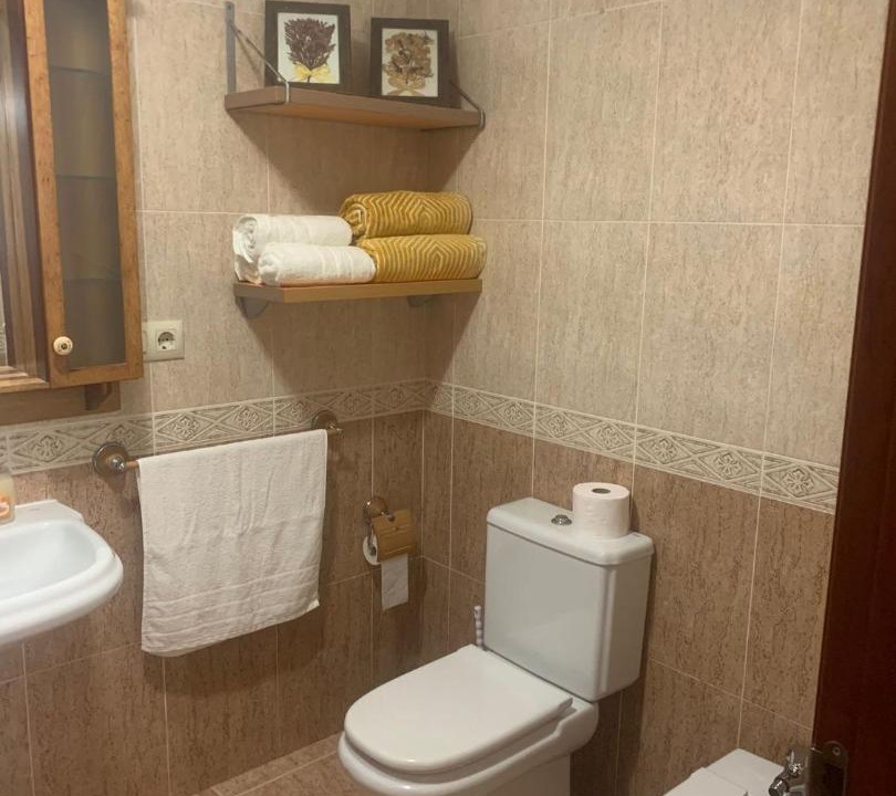 Photo of Bathroom in Naron