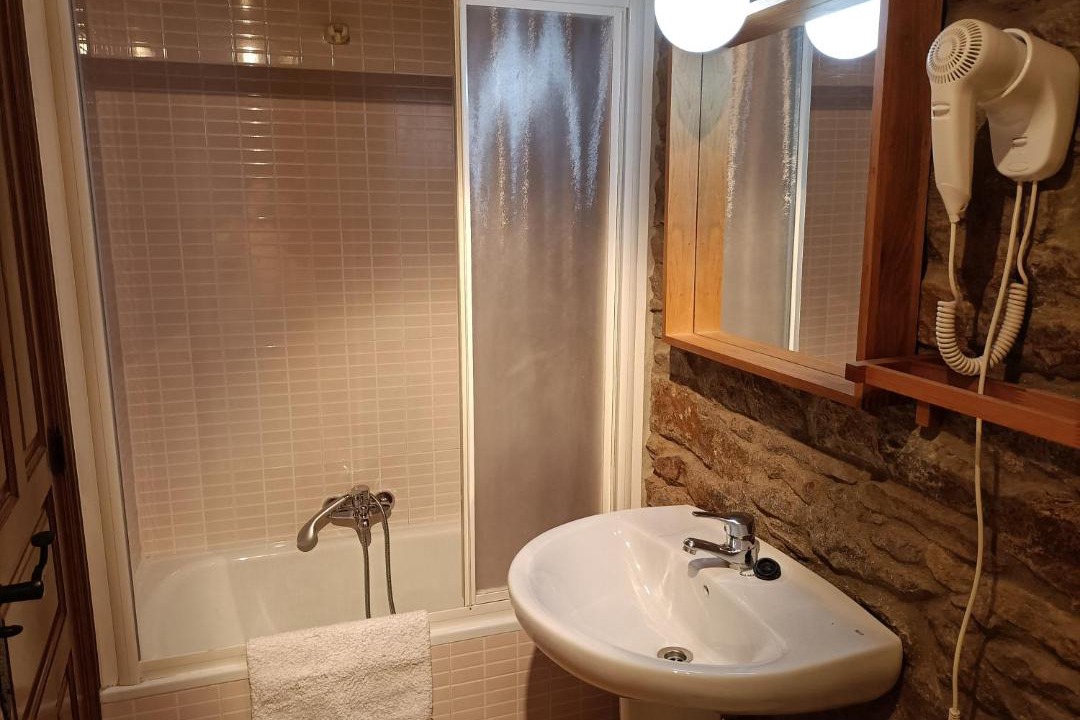 Photo of Bathroom in Cabrillanes