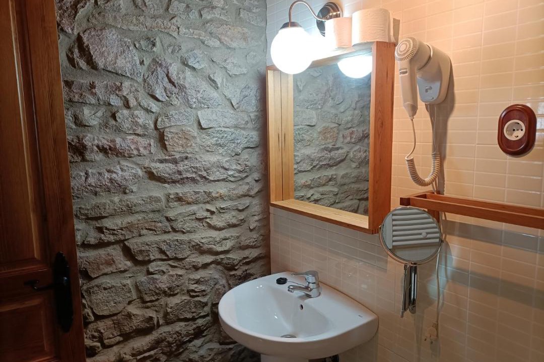 Photo of Bathroom in Cabrillanes