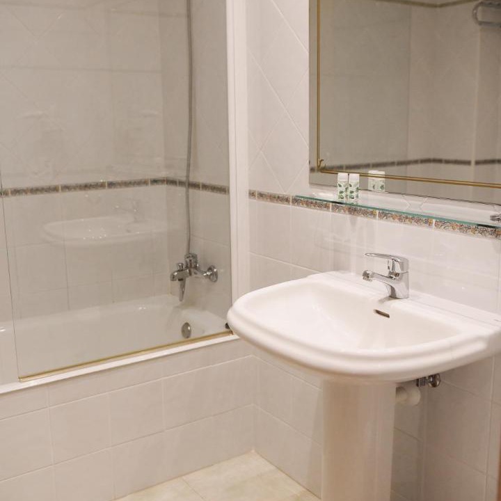 Photo of Bathroom in Vinuesa