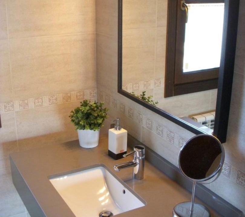 Photo of Bathroom in Prado