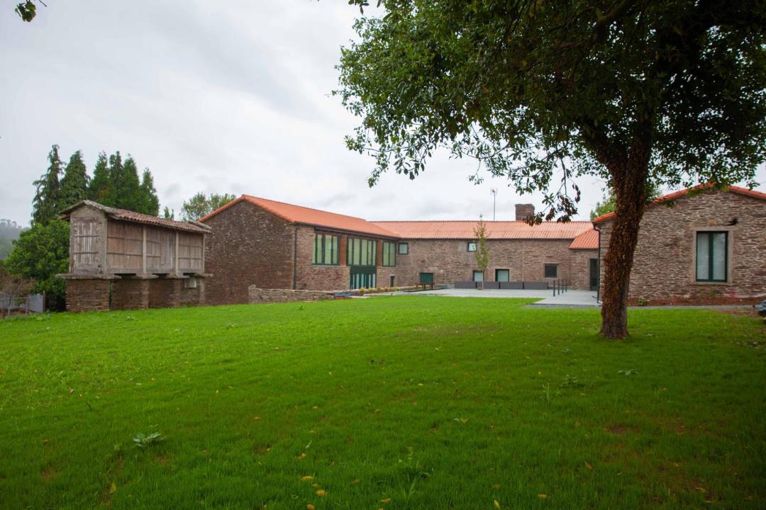 Photo of Buildings in O Pino