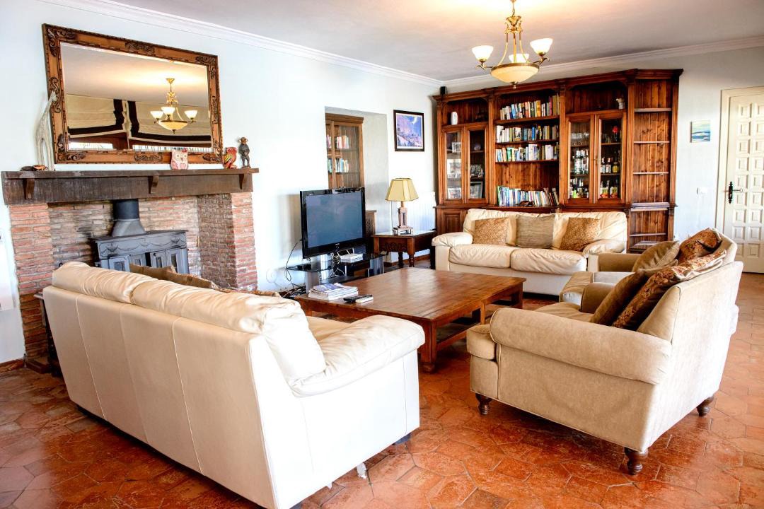 Photo of Livingroom in El Paraiso