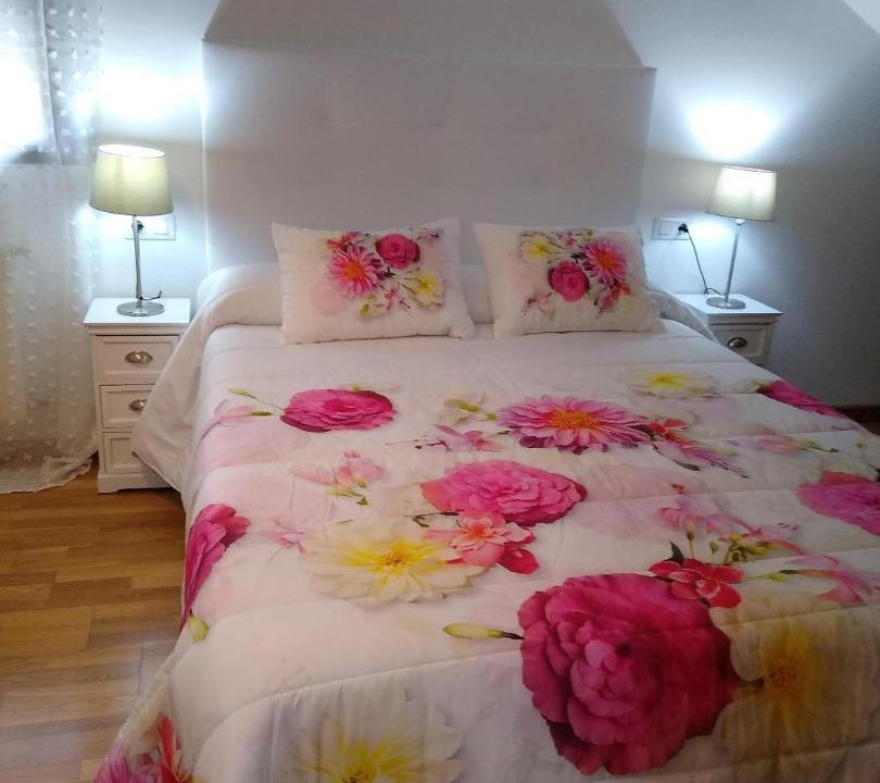 Photo of Bedroom in Castro