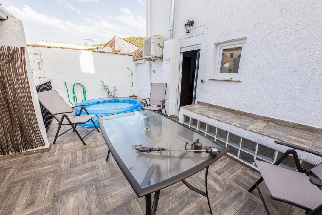 Photo of Patio Balcony in Arbuniel