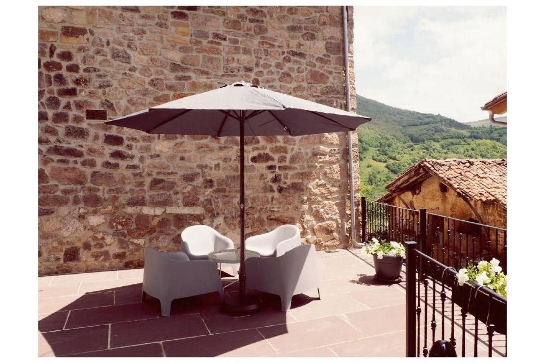Photo of Patio Balcony in Penarrubia