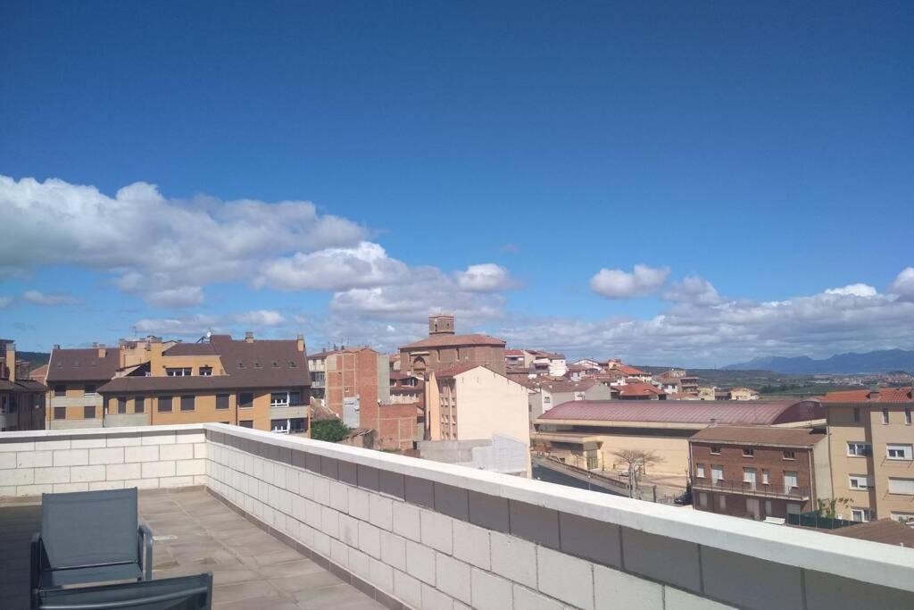 Photo of Buildings in Entrena