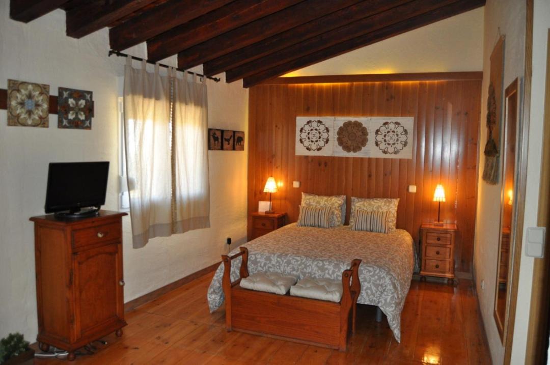 Photo of Bedroom in Losana de Piron