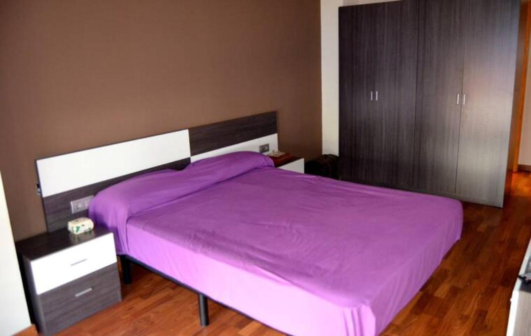Photo of Bedroom in Figueres