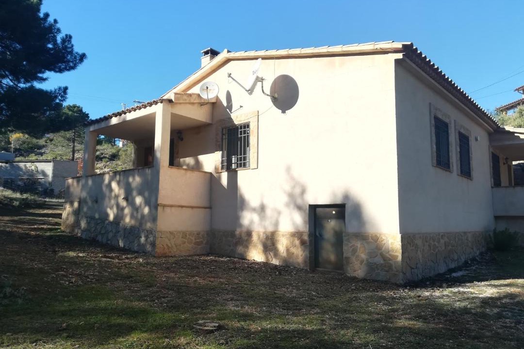 Photo of Buildings in Molinicos