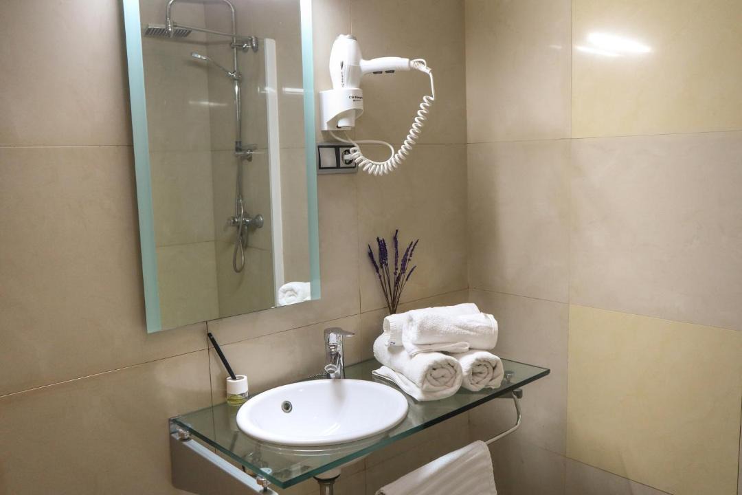 Photo of Bathroom in Malagon