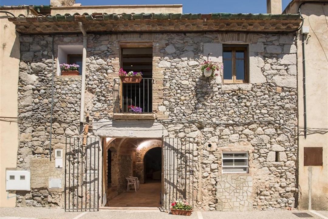 Photo of Buildings in Torroella de Fluvia
