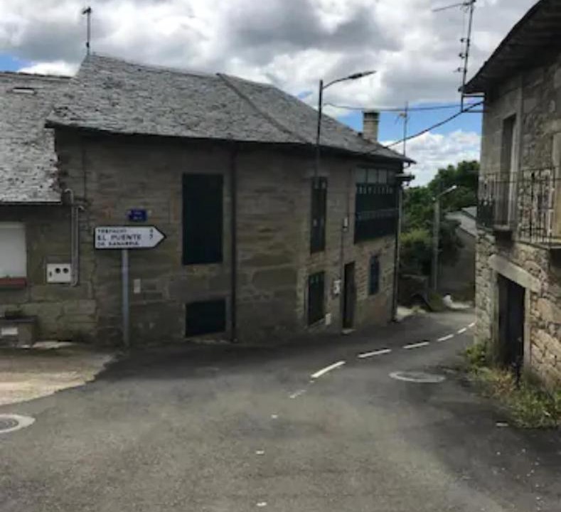 Photo of Buildings in Cerdillo