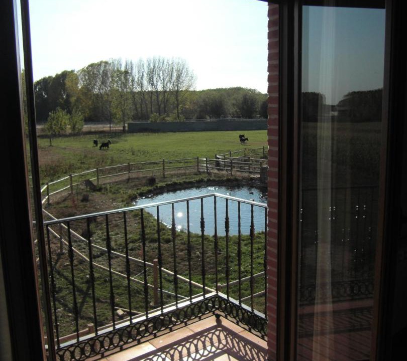 Photo of Patio Balcony in Carrizo De La Ribera
