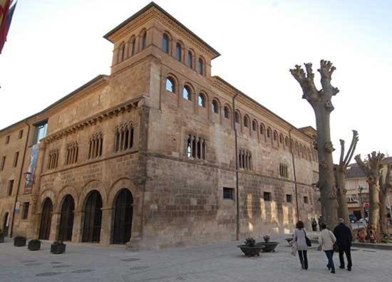 Photo of Others in Estella