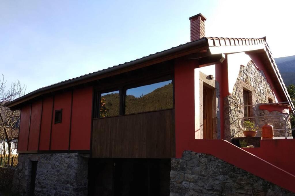 Photo of Buildings in Alava