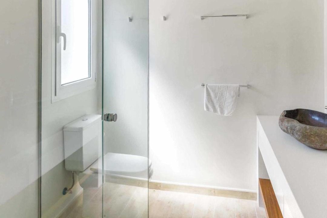 Photo of Bathroom in Coves Noves