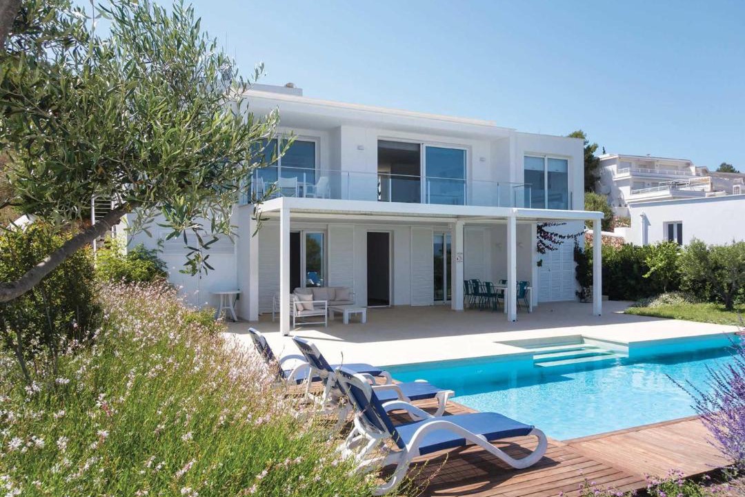 Photo of Outdoor in Coves Noves