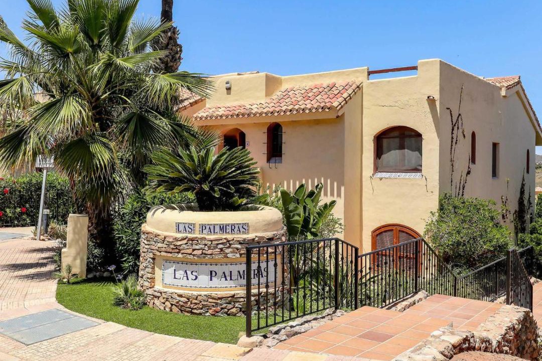 Photo of Buildings in Diputacion de Rincon de San Gines