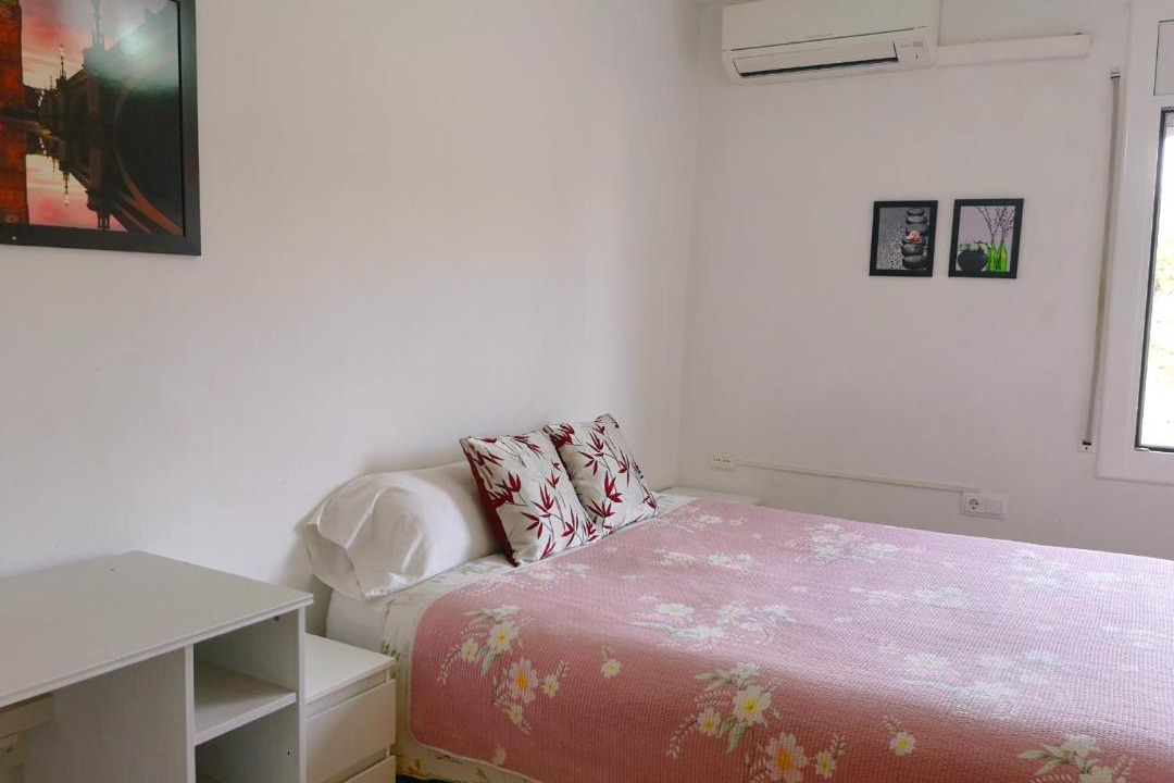 Photo of Bedroom in Terrassa
