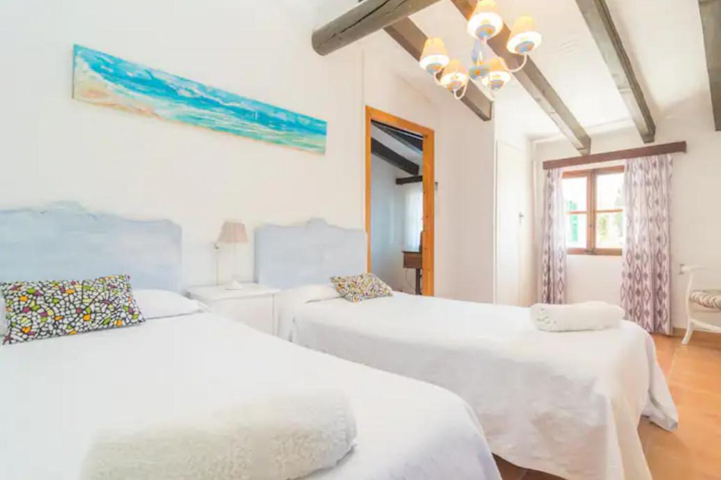 Photo of Bedroom in Biniaraix