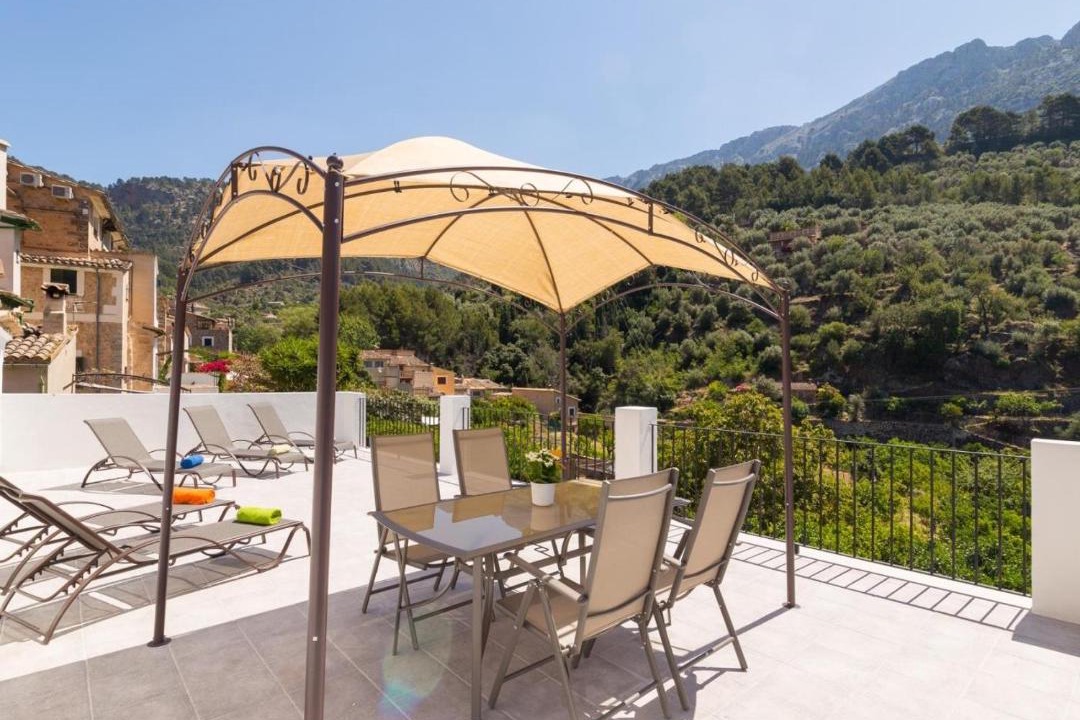 Photo of Patio Balcony in Fornalutx