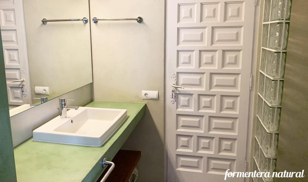 Photo of Bathroom in Sant Francesc Xavier