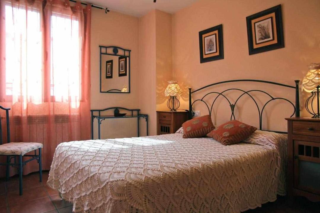 Photo of Bedroom in Casarejos