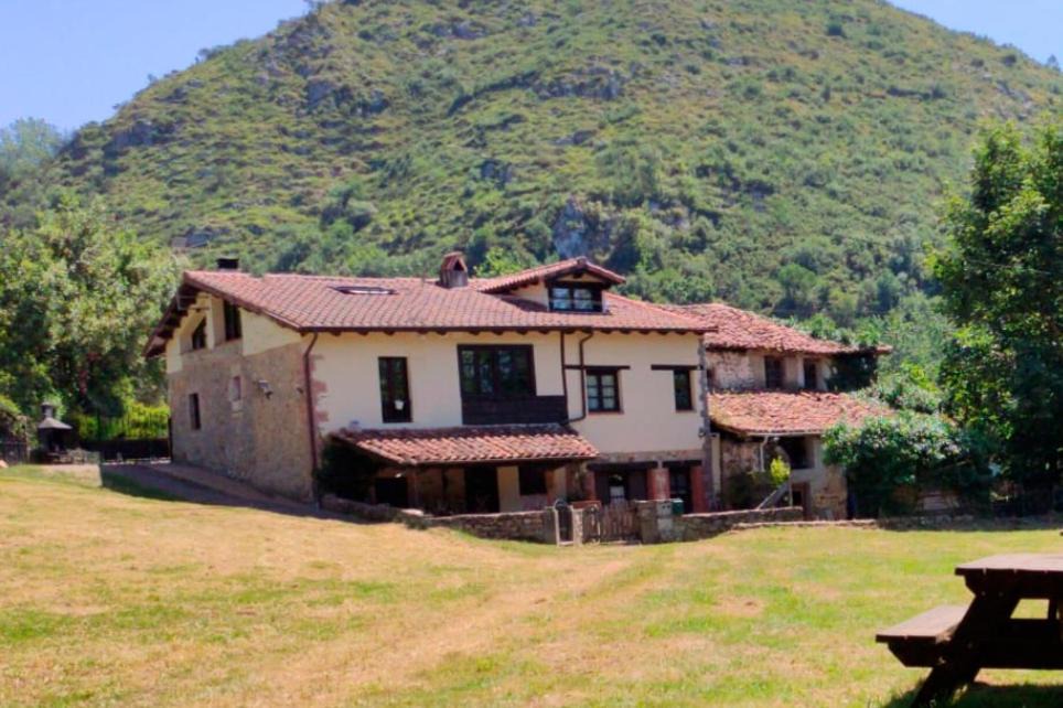 Photo of Buildings in Bode