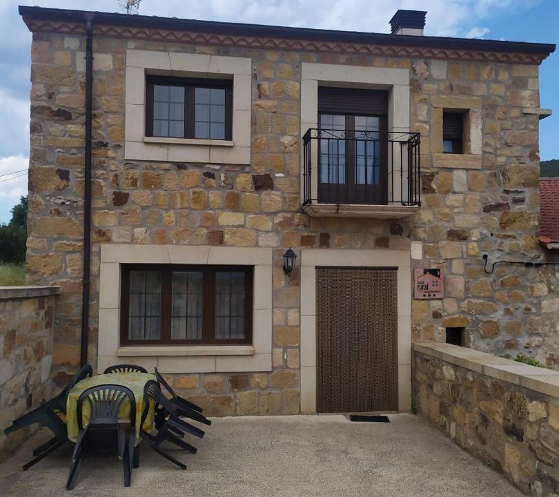 Photo of Buildings in Hinojosa de la Sierra