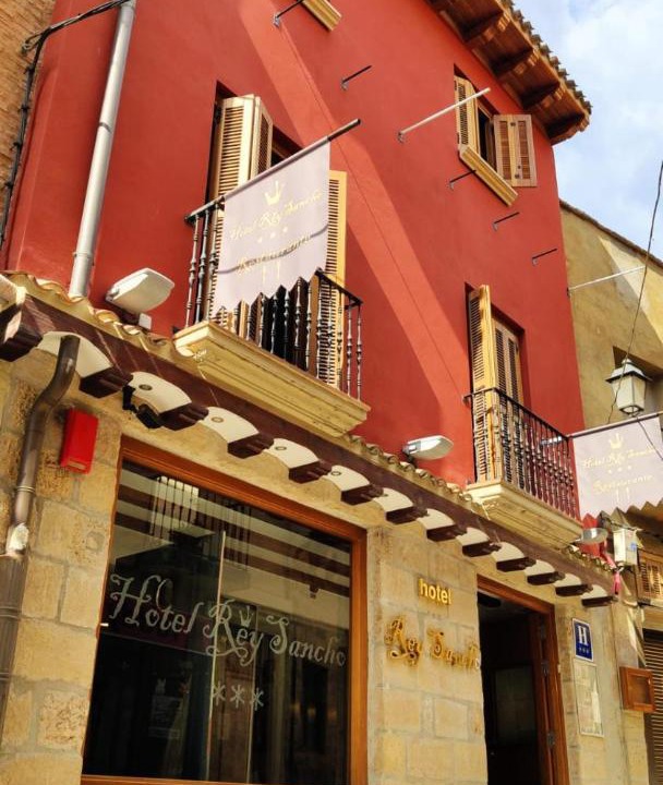 Photo of Buildings in Navarrete