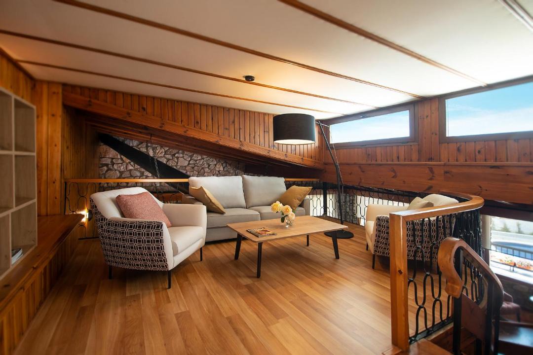 Photo of Livingroom in Gojar