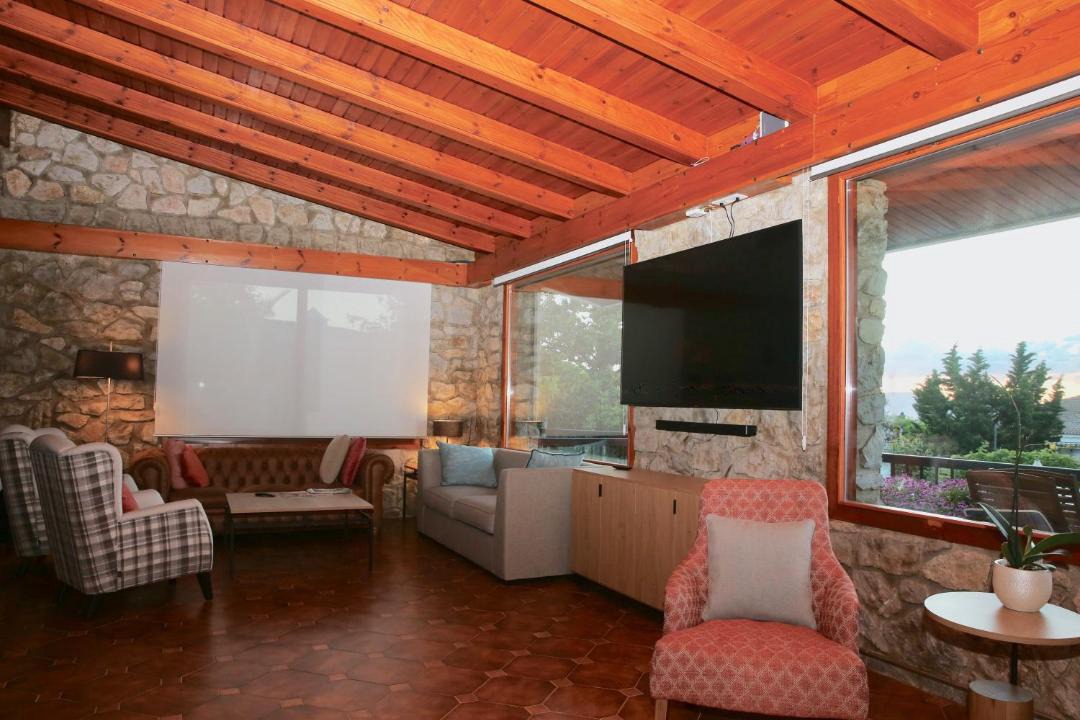 Photo of Livingroom in Gojar