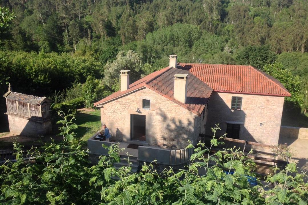 Photo of Buildings in Callobre