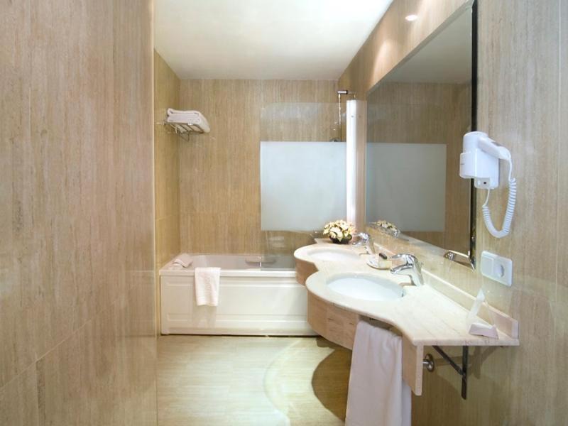 Photo of Bathroom in Arroyo Frio