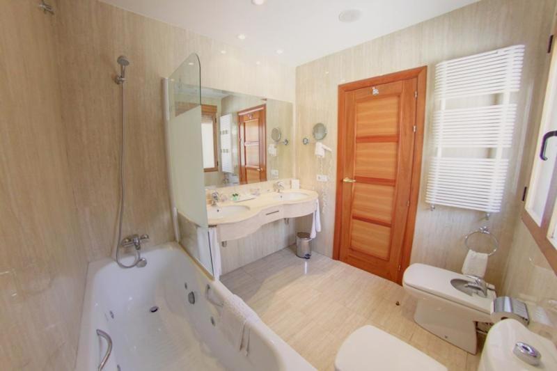 Photo of Bathroom in Arroyo Frio