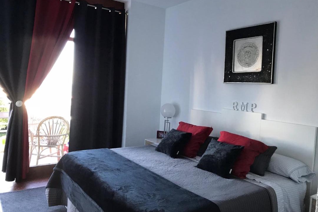 Photo of Bedroom in Torremolinos City Centre