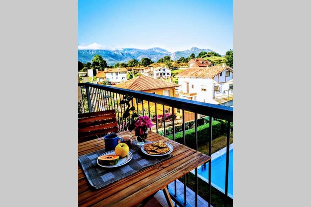 Photo of Patio Balcony in Llanes