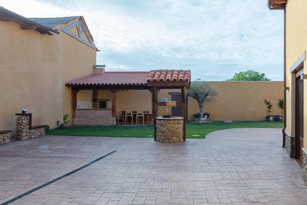 Photo of Buildings in Hospital de Orbigo