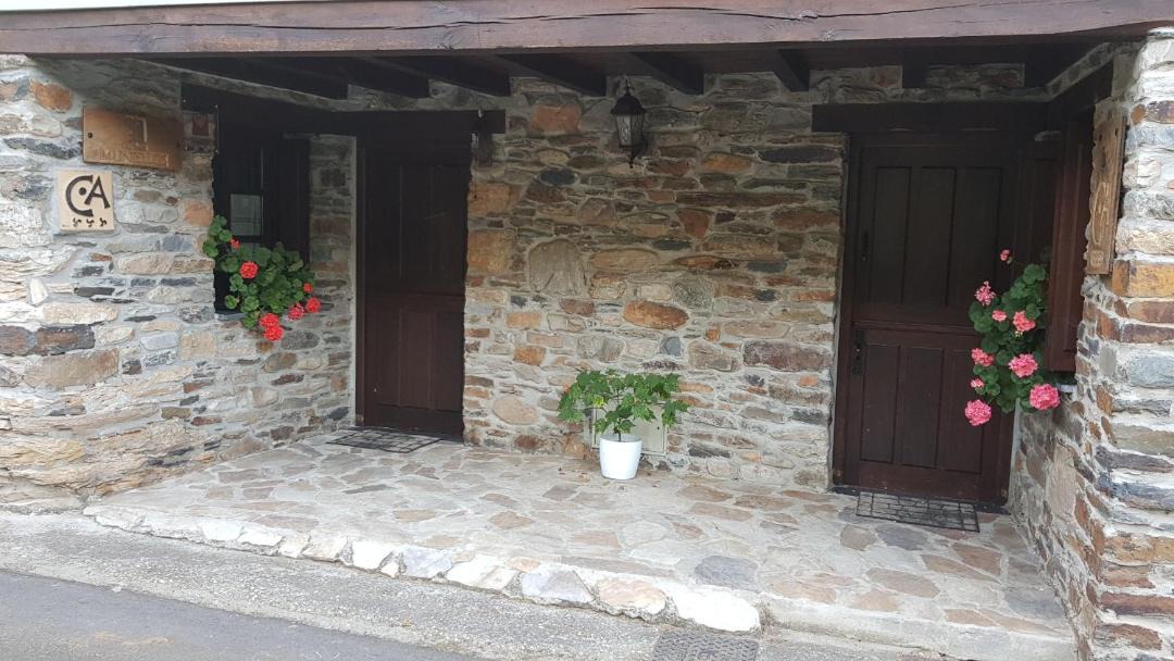 Photo of Buildings in Moal