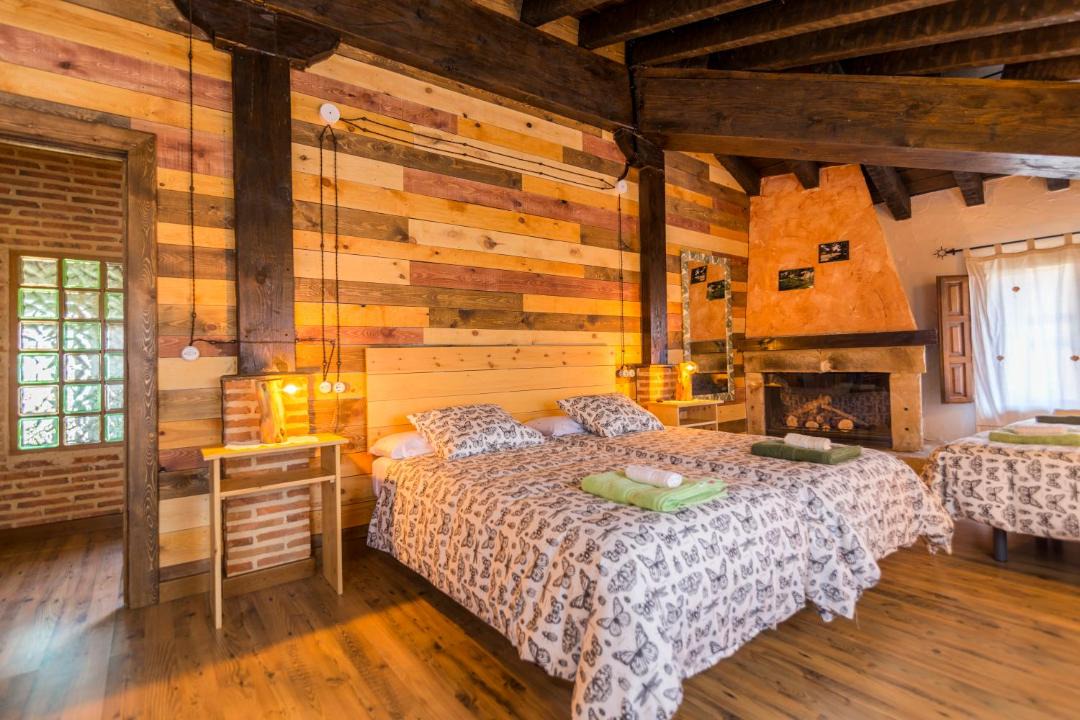 Photo of Bedroom in Casarejos