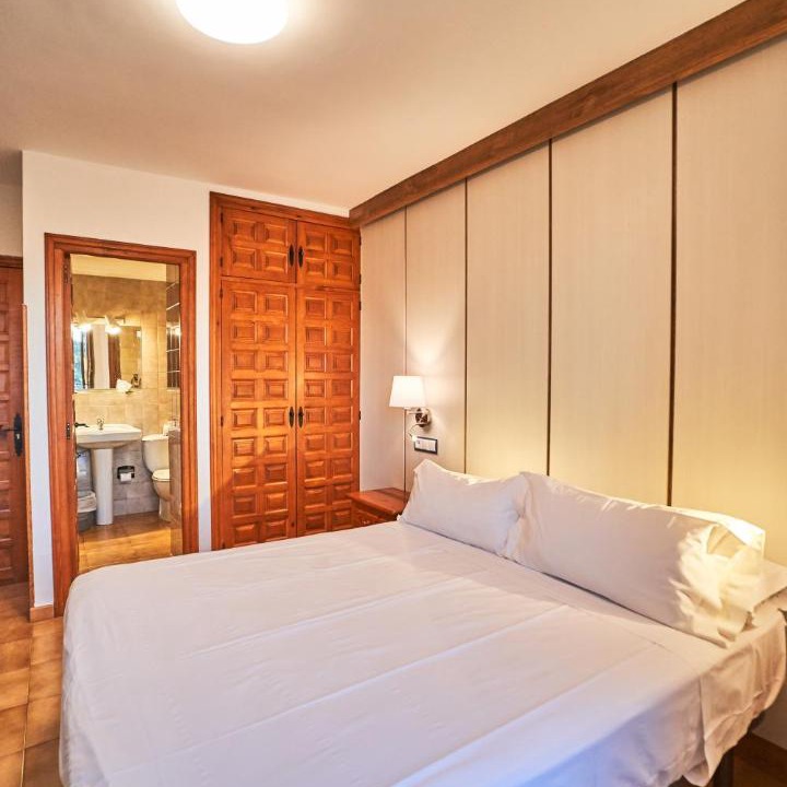Photo of Bedroom in Sepulveda