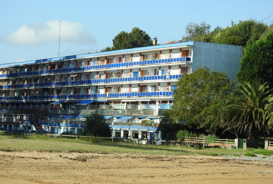 Photo of Buildings in Linero