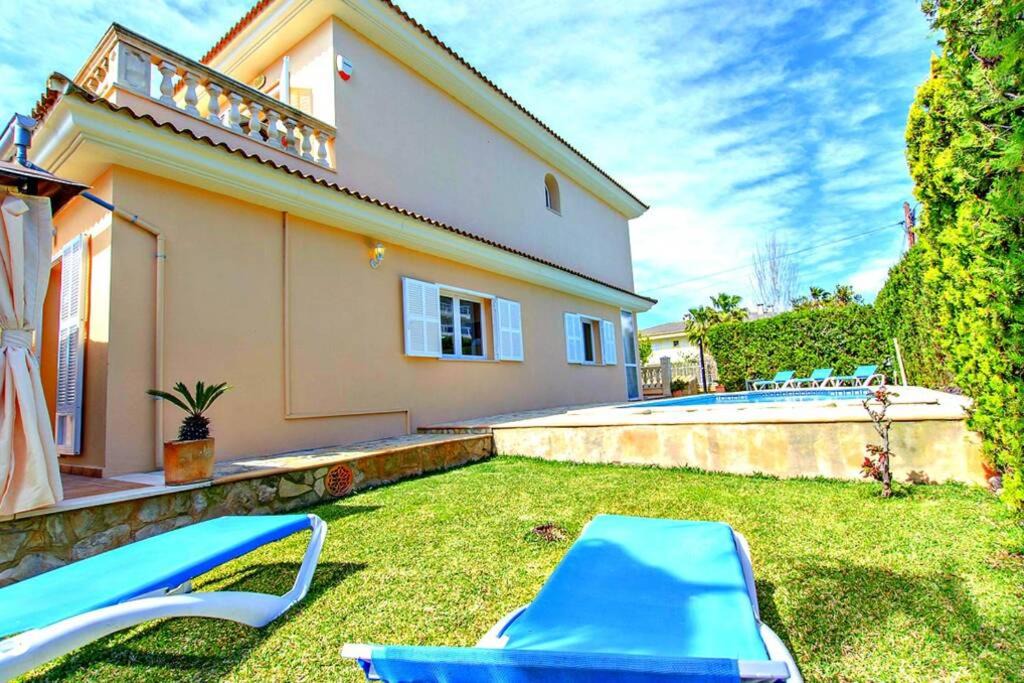 Photo of Outdoor in Muro