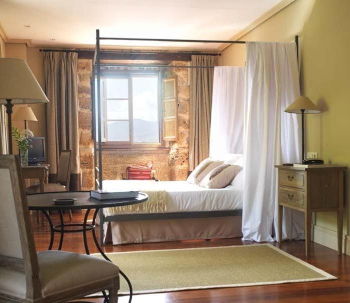 Photo of Bedroom in Villamayor