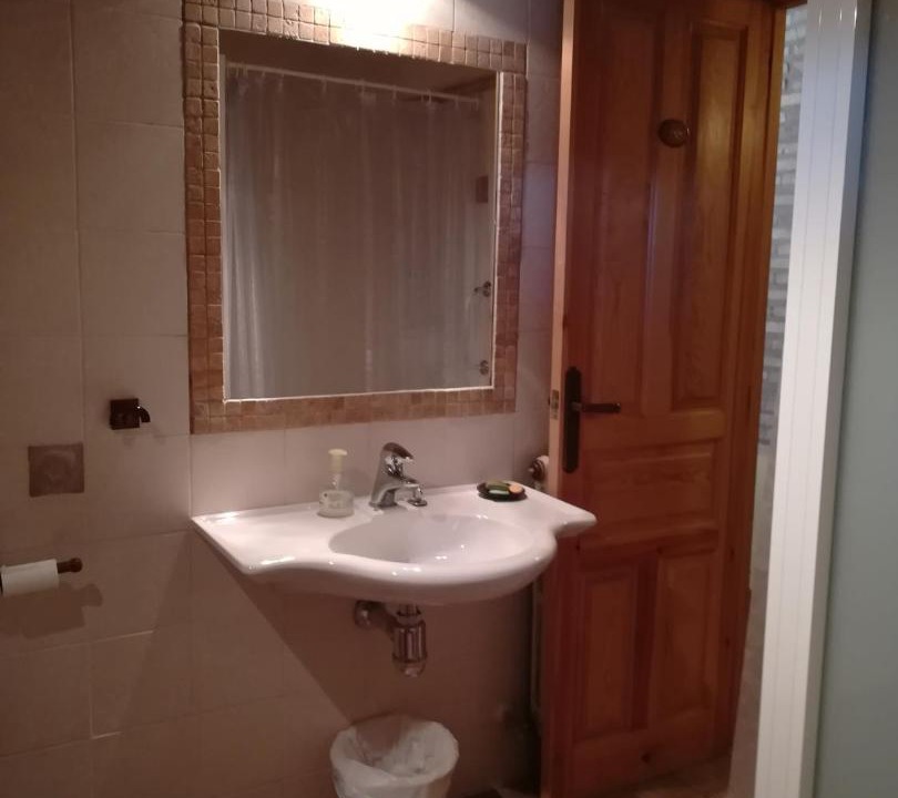 Photo of Bathroom in Loporzano