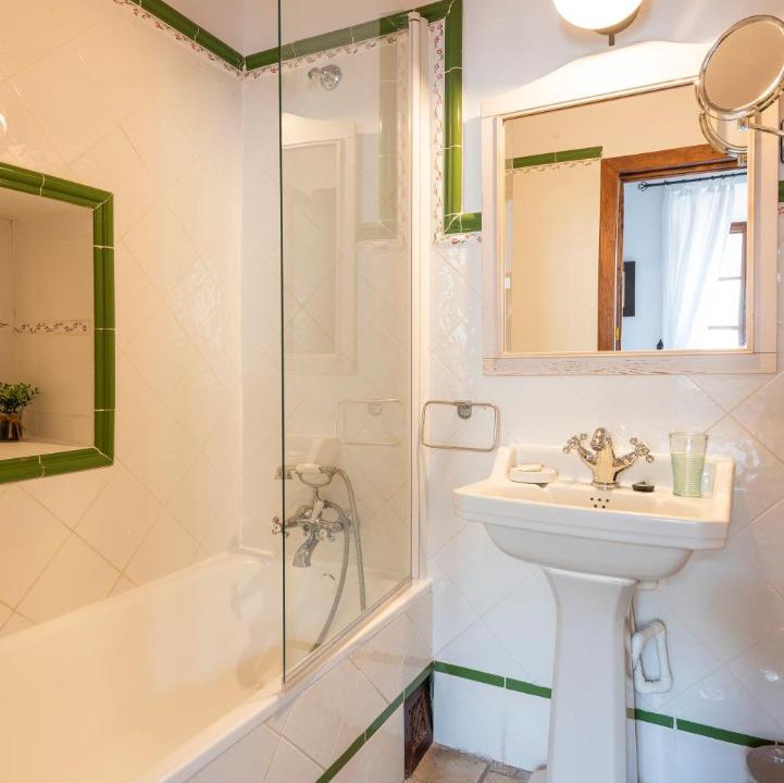 Photo of Bathroom in Banyalbufar