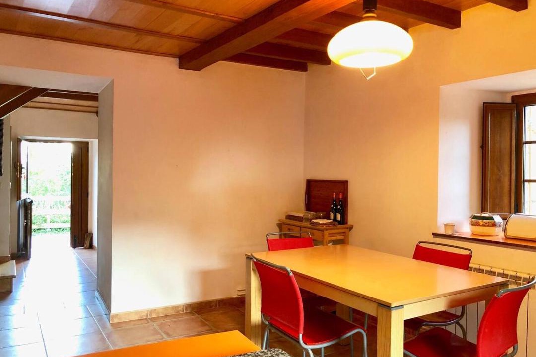 Photo of Livingroom in Feas
