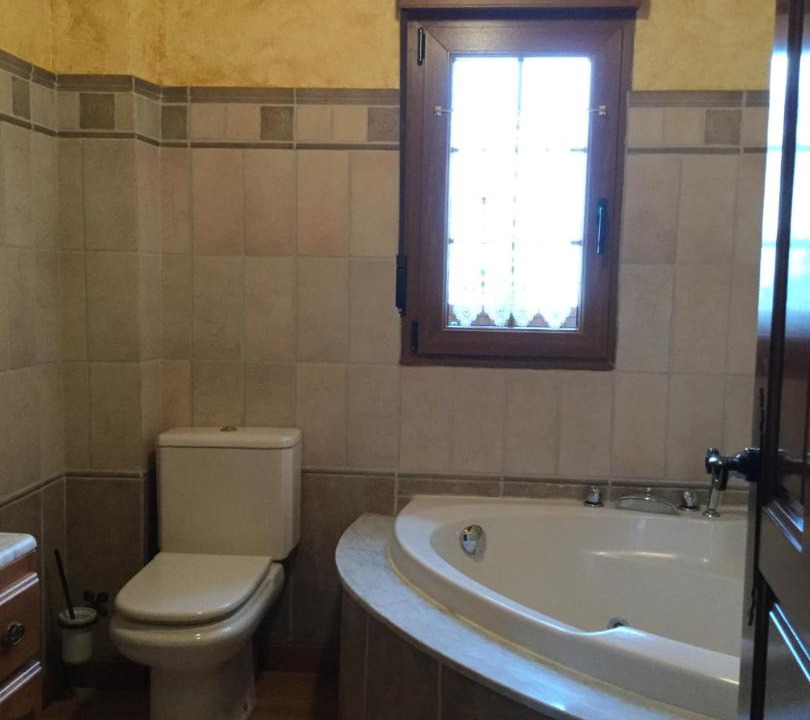 Photo of Bathroom in Santa Maria de Valdeon
