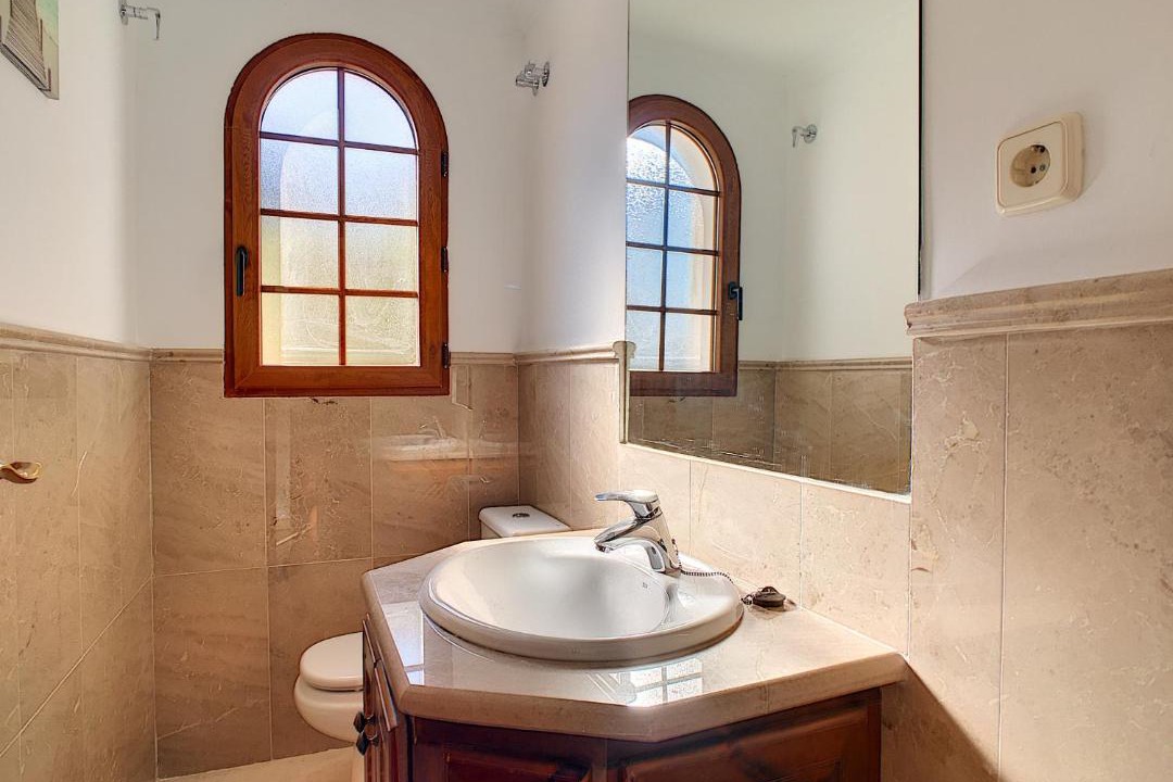 Photo of Bathroom in El Beal